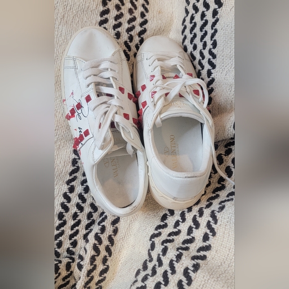 Pre-owned Valentino size 39 - Picture 2 of 14